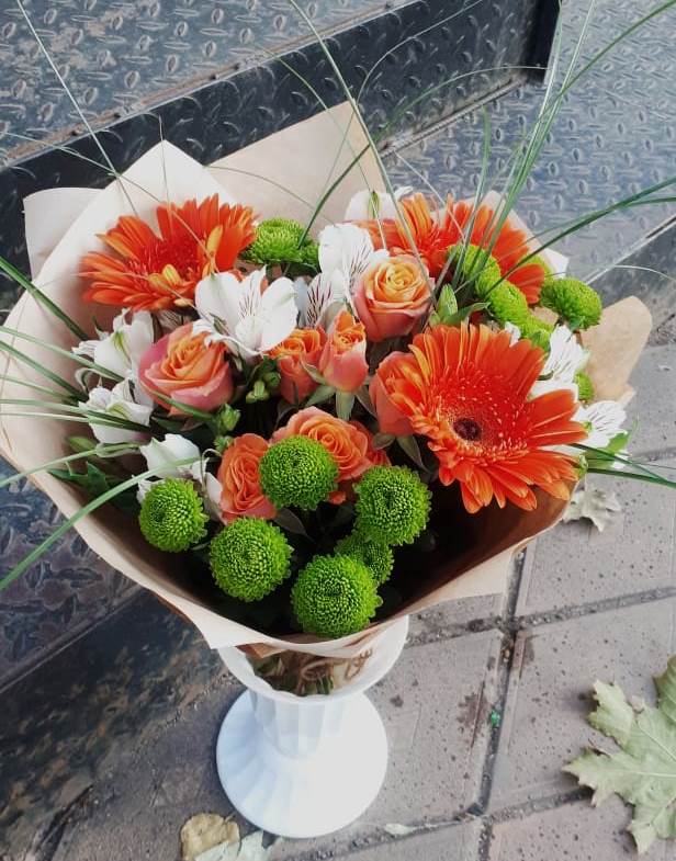 Букет цветов из: Герберы, Хризантемы, Альстромерии и Розы в Успенской
