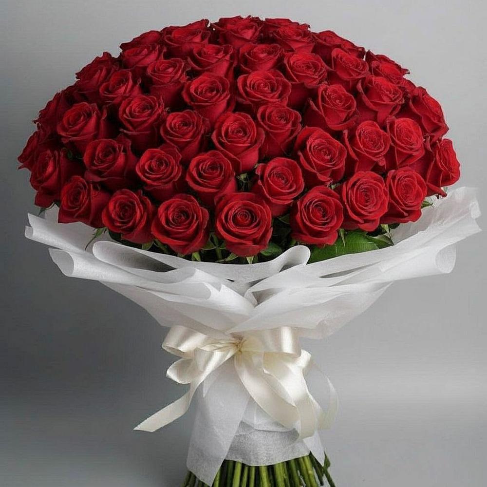 Букет 101 Красная роза Блэк Мэджик в Успенской