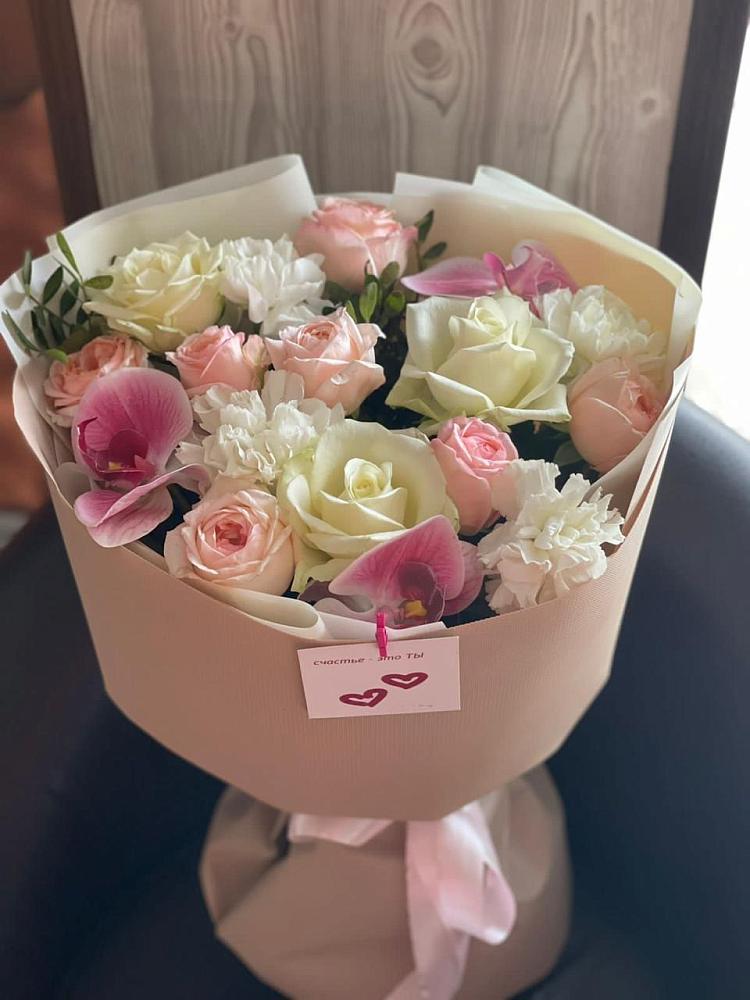 Букет цветов из: Орхидеи, Розы и Гвоздики в Успенской