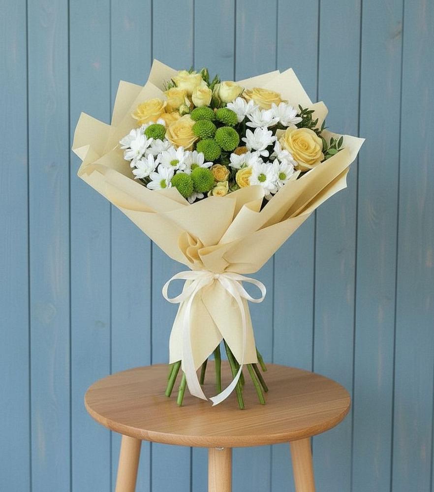 Букет цветов из: Хризантемы и Розы в Успенской