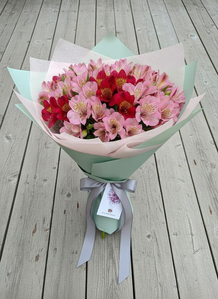 Букет цветов из: Альстромерии в Успенской