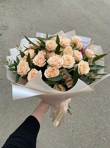Букет Кремовые розы Латте в Успенской