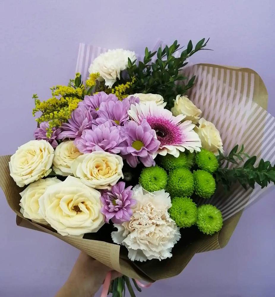 Букет цветов из: Хризантемы, Розы, Гвоздики и Герберы в Успенской